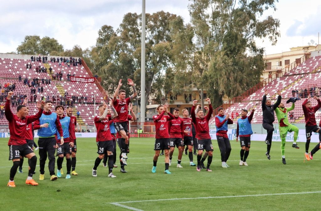 Reggina-Venezia festeggiamenti a fine gara