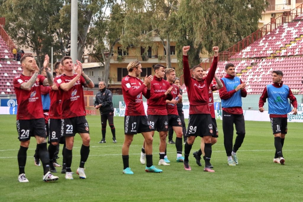 Reggina-Venezia festeggiamenti a fine gara