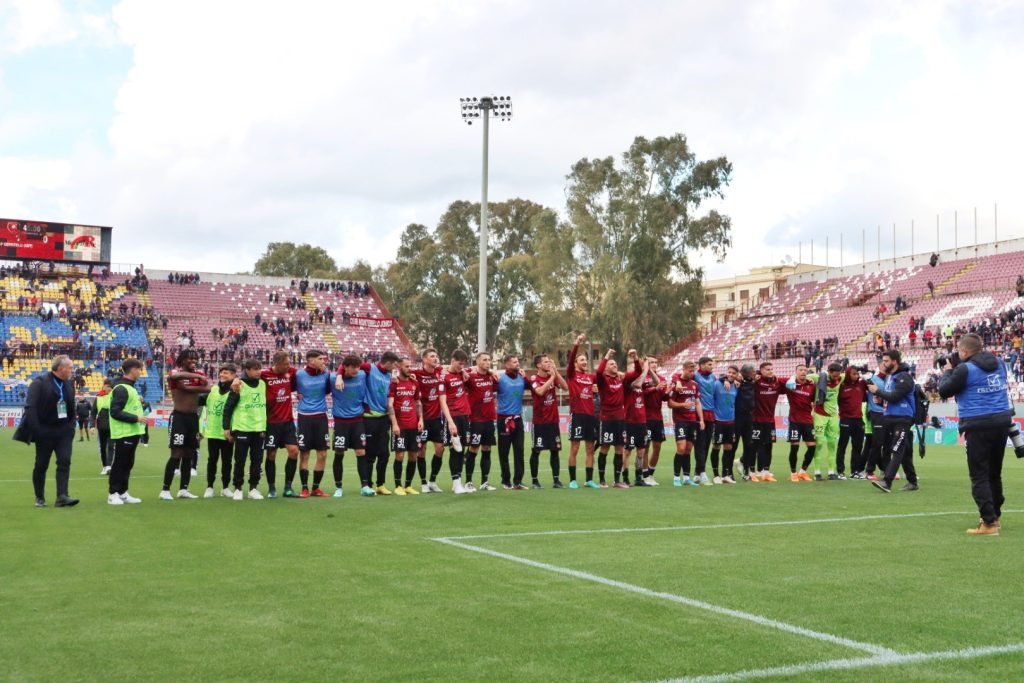 Reggina-Venezia festeggiamenti a fine gara