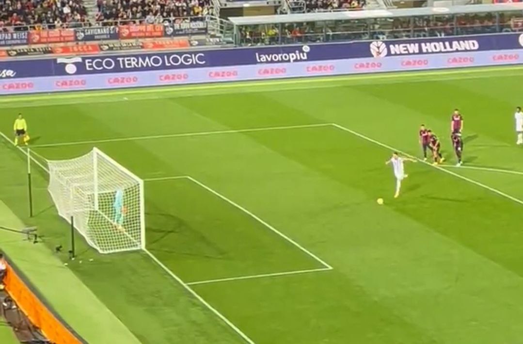 Rigore Milik Bologna-Juventus