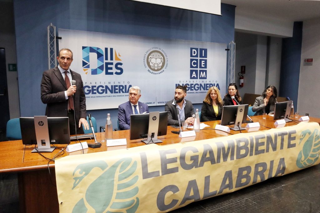 Transizione ecologica in materia di rifiuti i cantieri calabresi