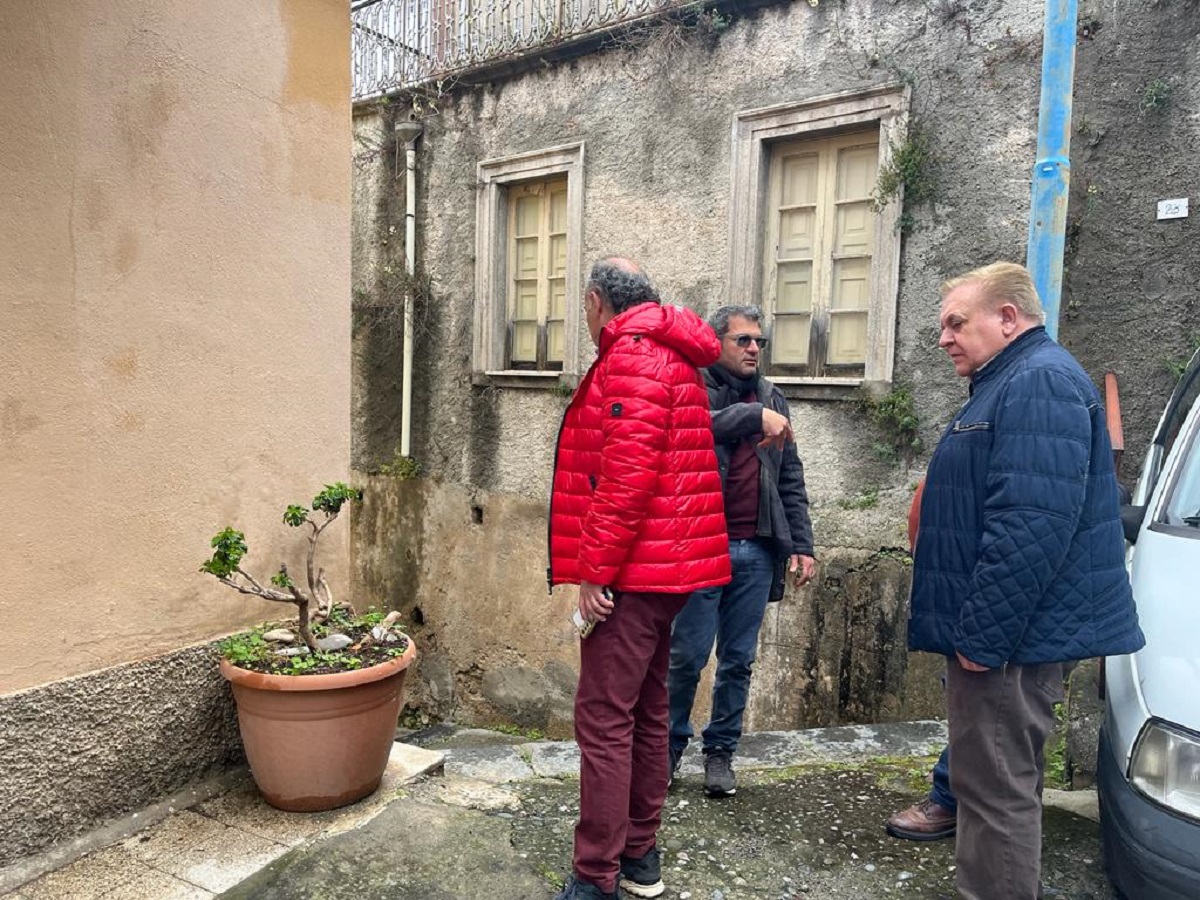 Via Mazzini mazzara sant’andrea