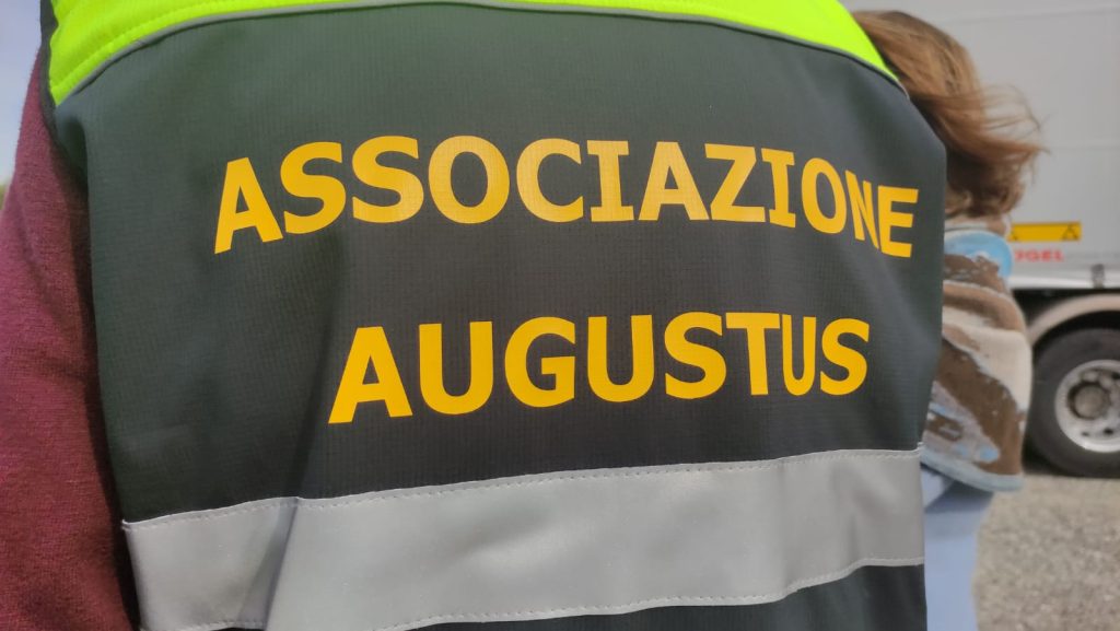 Vibo raccolta beni per sisma Turchia (4)