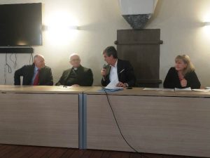da sx Il sindaco Alessio, mons. Milito, Venditti, Schillaci