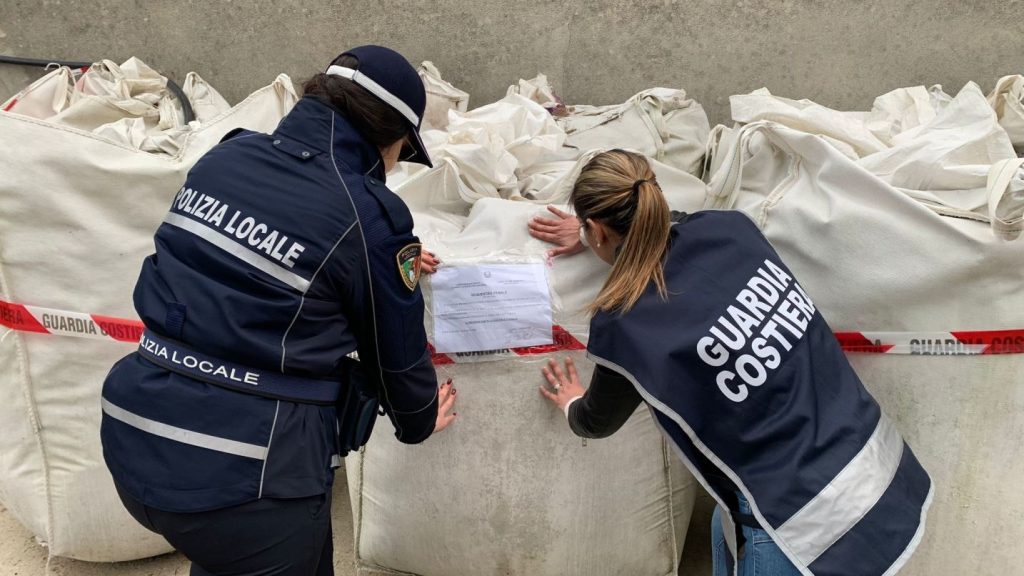 guardia costiera e polizia locale