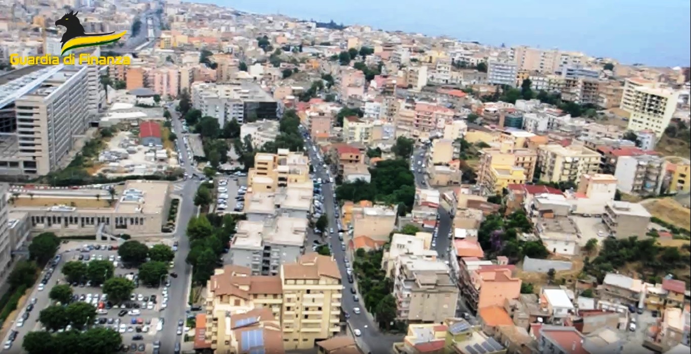 guardia di finanza reggio calabria dall’alto