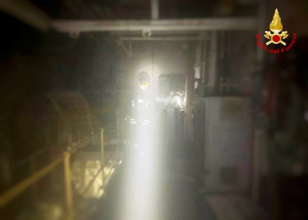 incendio nave portacontainer