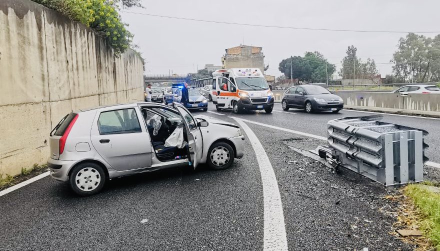 incidente svincolo reggio centro (1)
