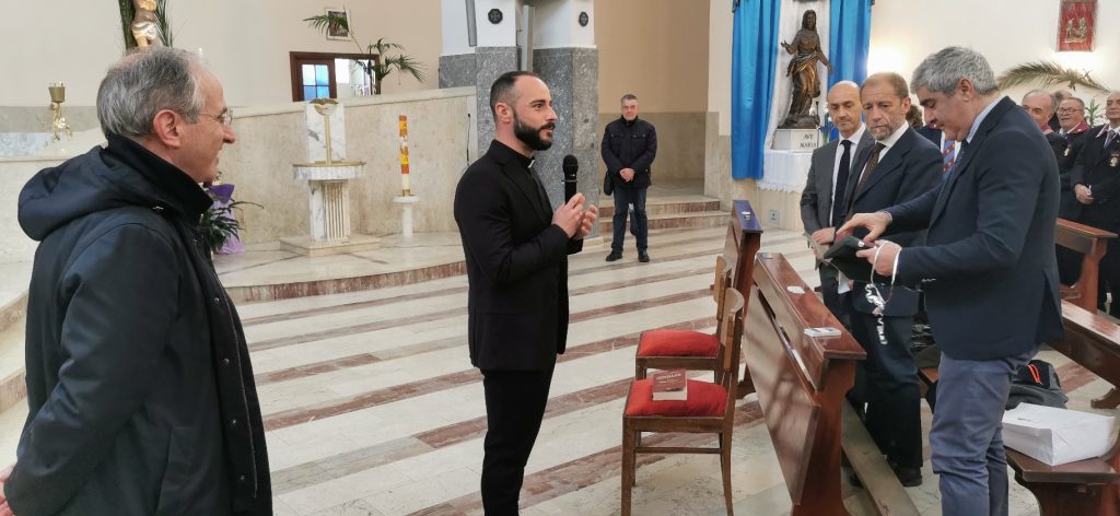 incontro vescovo polizia