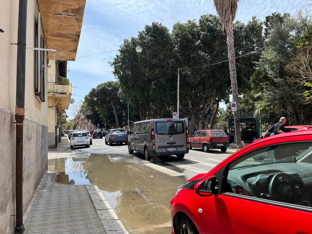 perdita acqua scuola santa caterina