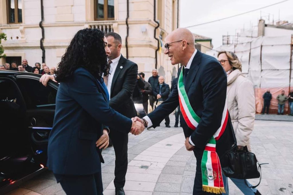 presidente kosovo vaccarizzo 1