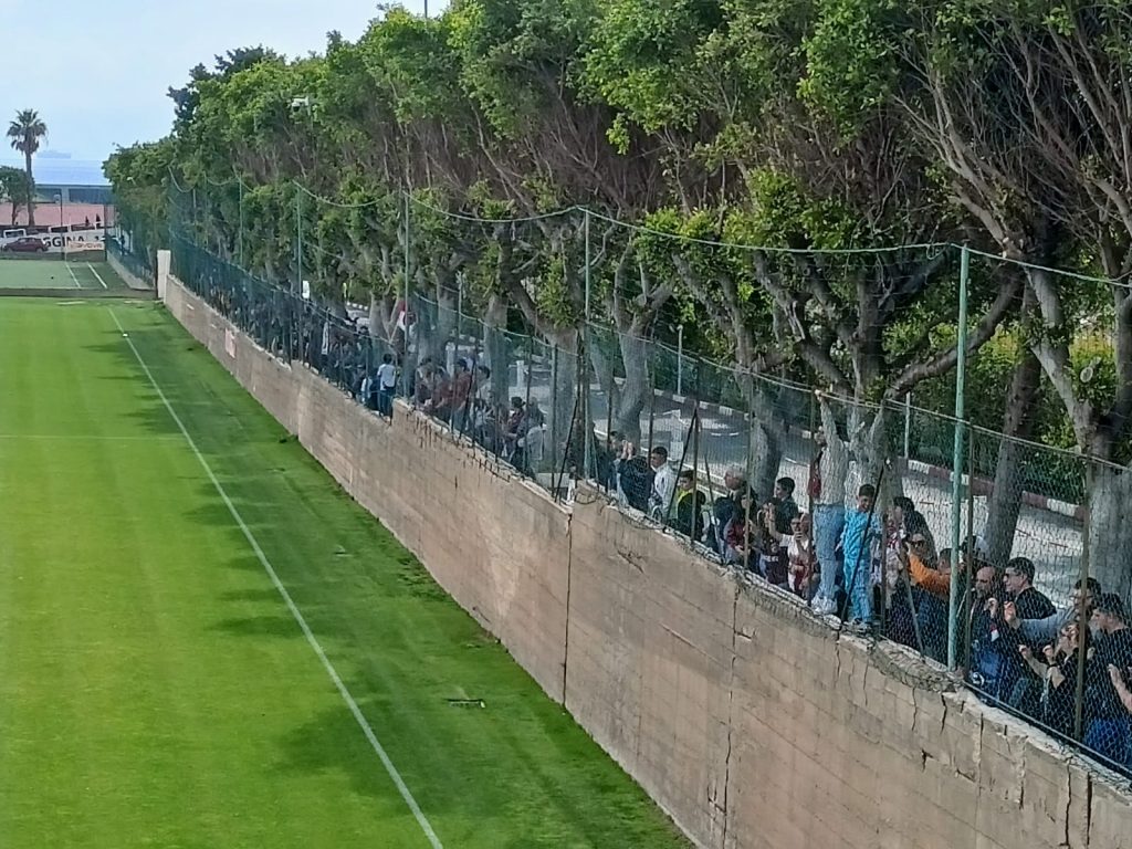 Tifosi all'allenamento Reggina al Sant'Agata