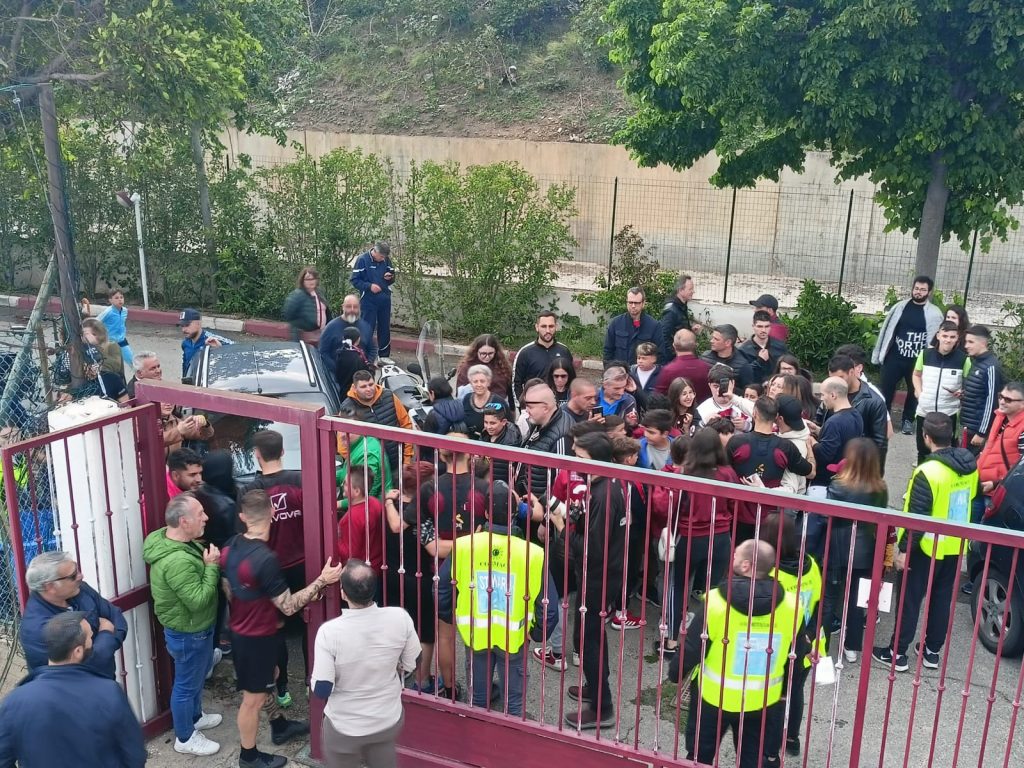 Selfie e autografi calciatori Reggina ai tifosi al Sant'Agata