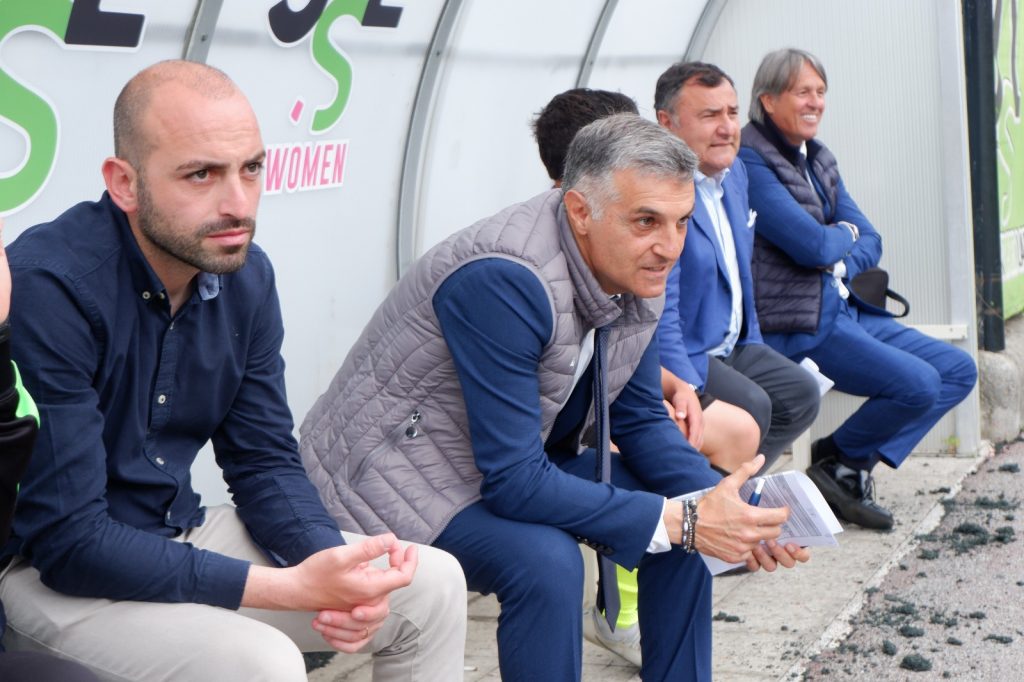 I dirigenti viola durante lo stage al Comunale di Brolo