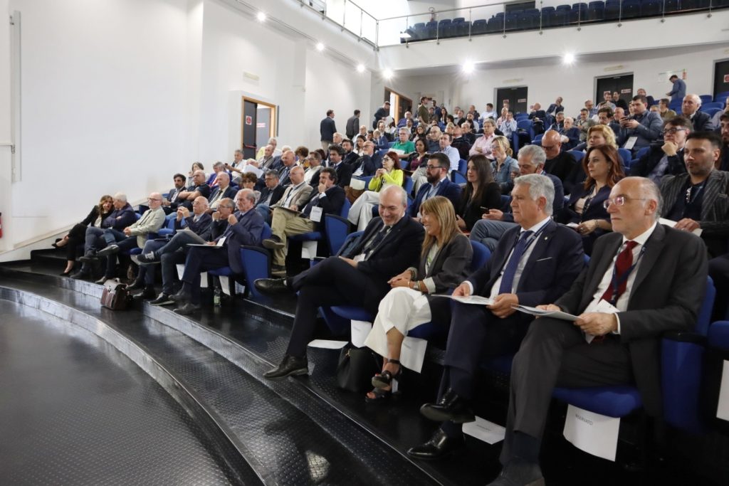 Iniziativa mediterranea ponte stretto