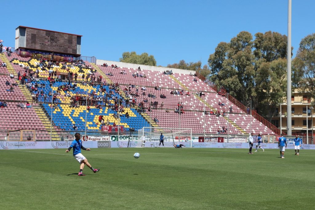 Reggina-Como prepartita riscaldamento