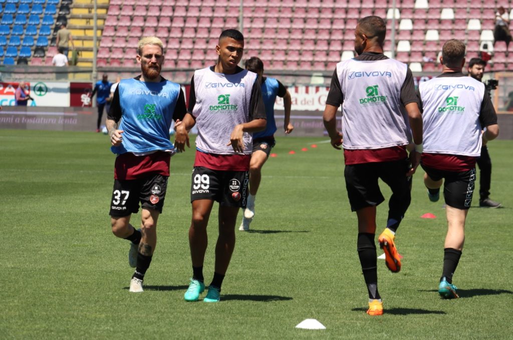 Reggina-Como prepartita Majer e Rivas