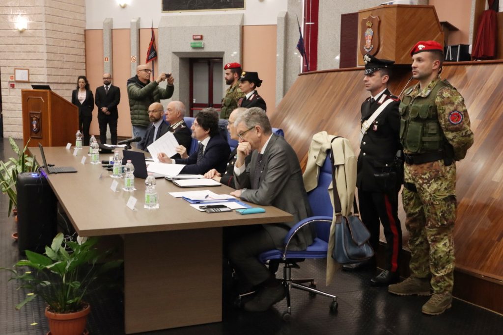 conferenza stampa 108 arresti