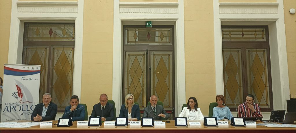 premio Apollo schoo