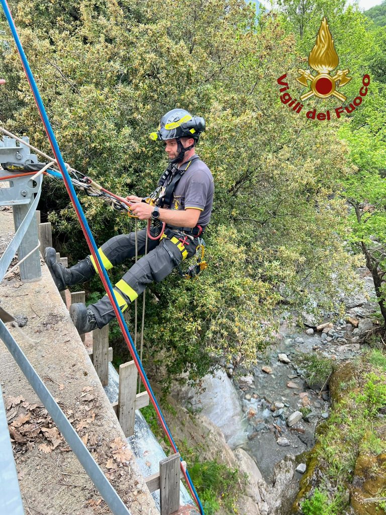 vigili del fuoco soccorso