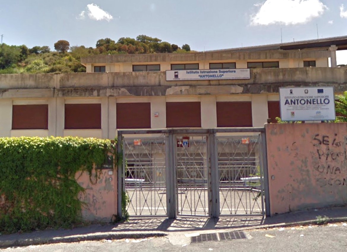 Antonello scuola messina