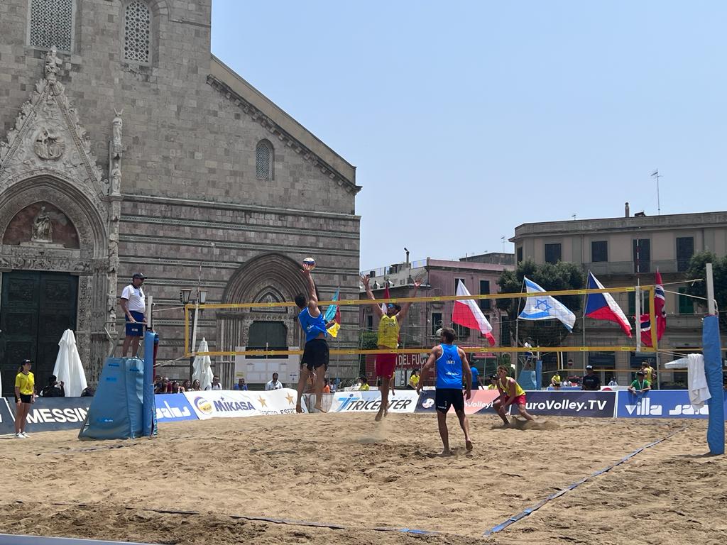 beach volley duomo.jpg ita