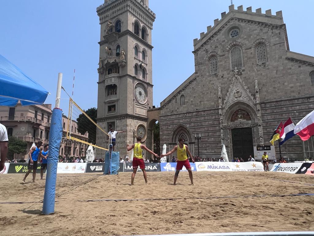 beach volley duomo.jpg mes