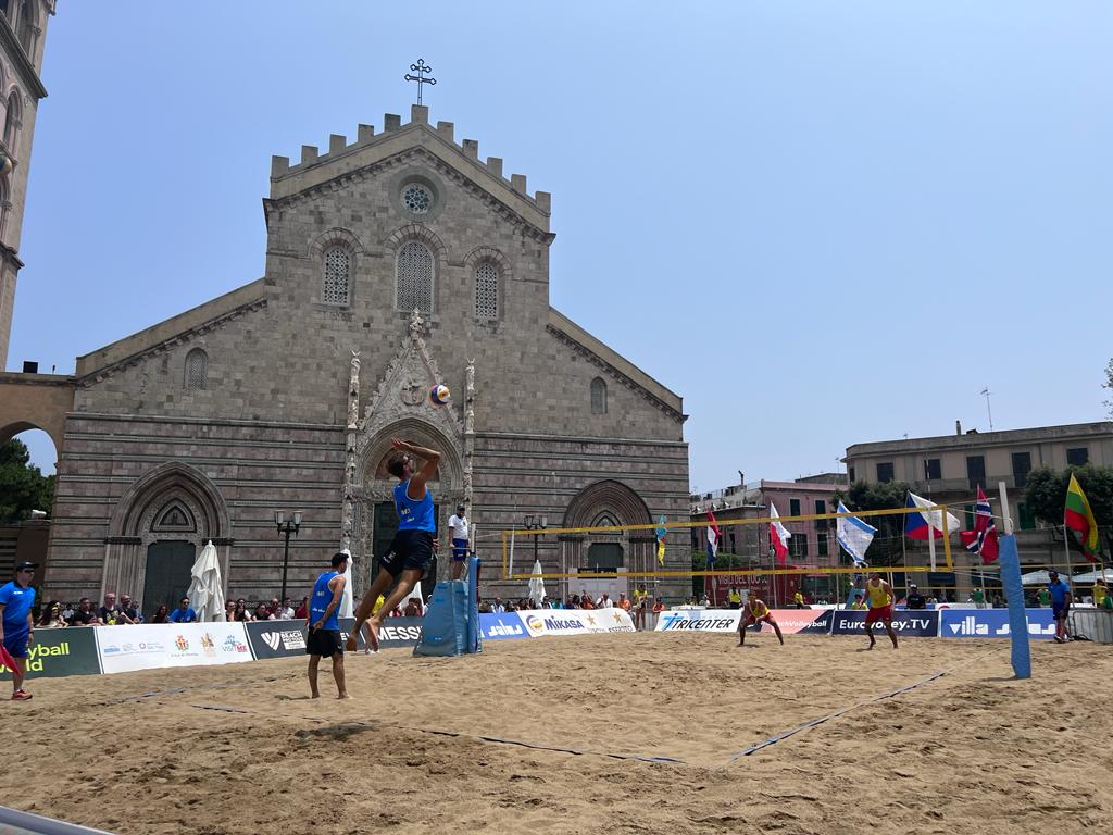 beach volley duomo.jpg tornei