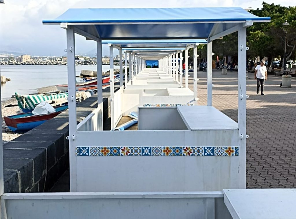 casette Street Food Sicily on Tour lungomare Milazzo