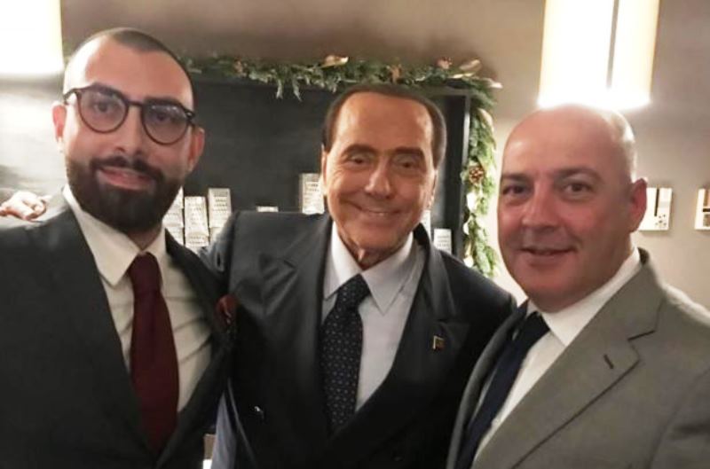 damiano presta artigiano cravatte berlusconi