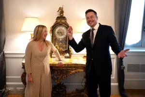 L'incontro tra il Presidente del Consiglio Giorgia Meloni ed Elon Musk a Palazzo Chigi