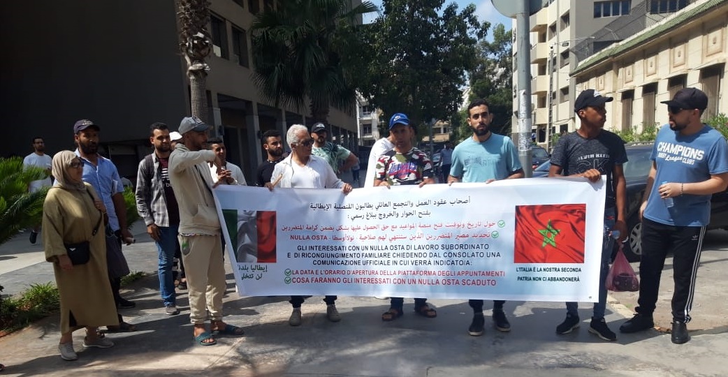 proteste consolato marocco