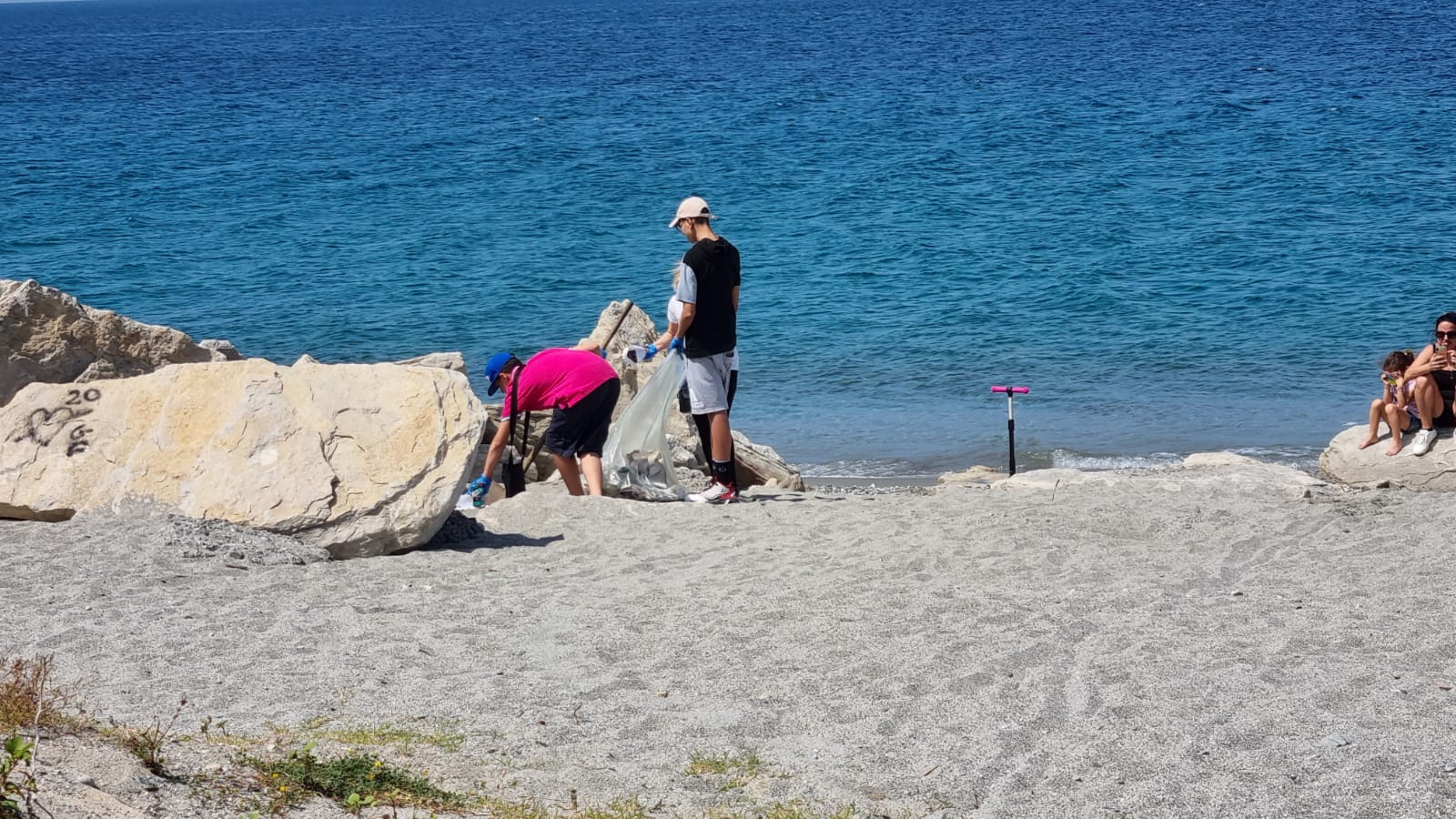 pulizia spiaggia (3)