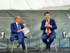 salvini vespa