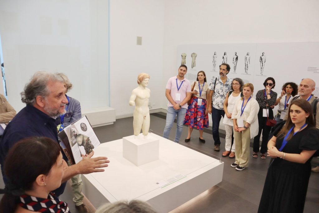 visita bronzi di riace giovani assemblea intermediterranea