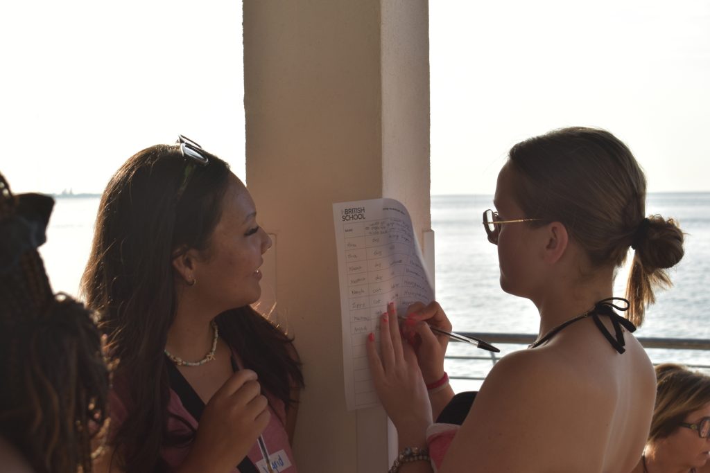 11 ragazzi americani a Reggio Calabria progetto Experiment ih British School