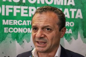 Cateno De Luca autonomia differenziata