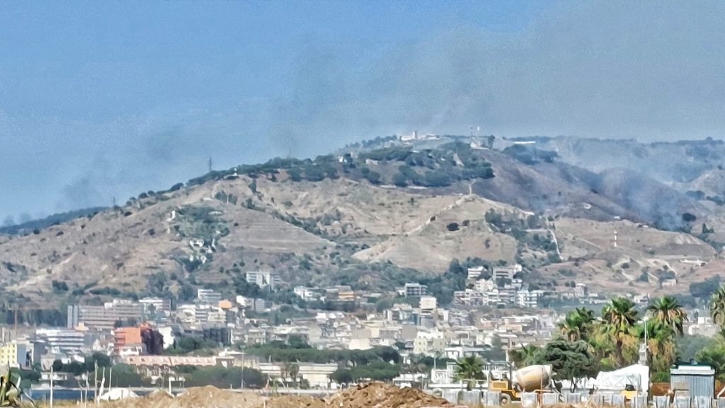 Incendio Reggio Calabria