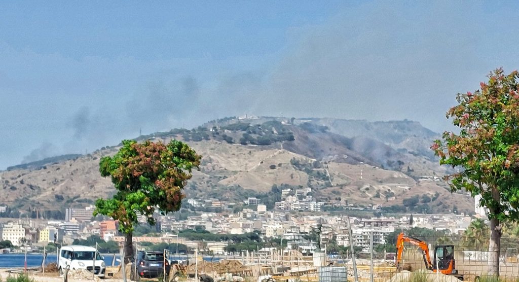 Incendio Reggio Calabria (3)