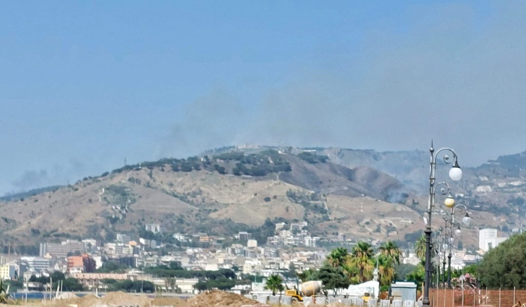 Incendio Reggio Calabria