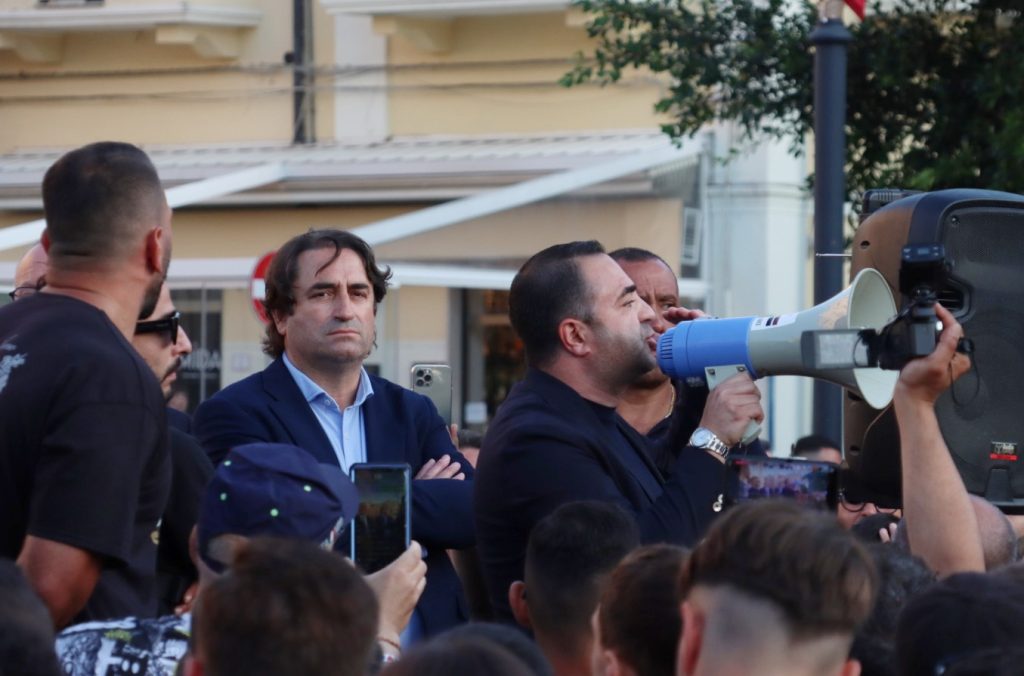 Manifestazione Tifosi Reggina Piazza Duomo
