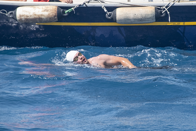 Stretto di messina a nuoto