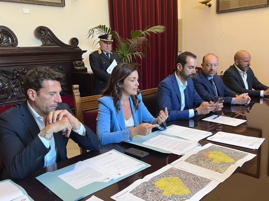 conf. stampa comune messina - area contaminata (3)