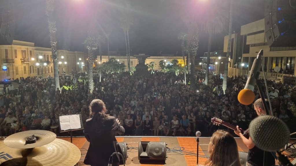 emanuala aureli varia di palmi