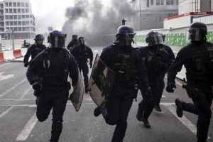 Disordini Francia