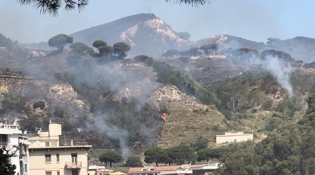 fuoco messina