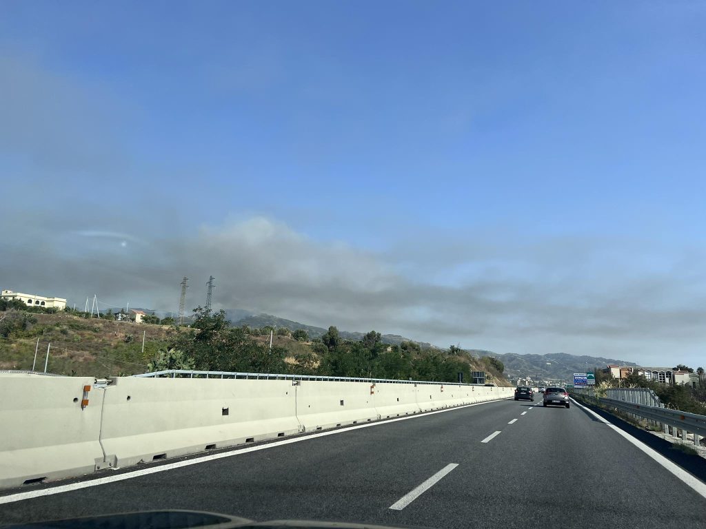 incendio colline reggio