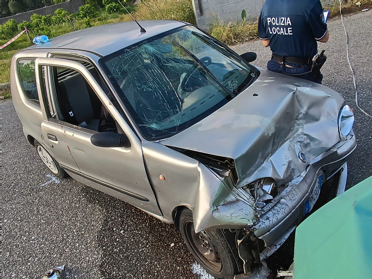 Reggio Calabria, nuovo drammatico incidente in città: 2 morti e 2 ...