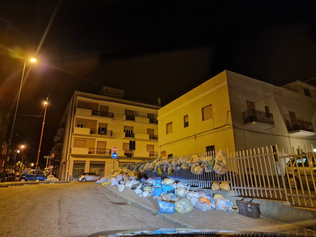 rifiuti reggio calabria santa caterina