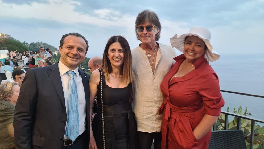 ronn moss5